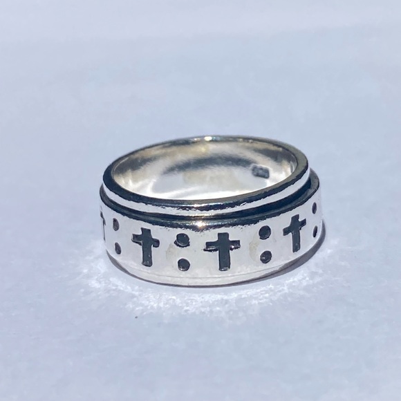 925 Sterling silver solid/heavy cross fidget ring✝️ - Picture 1 of 13